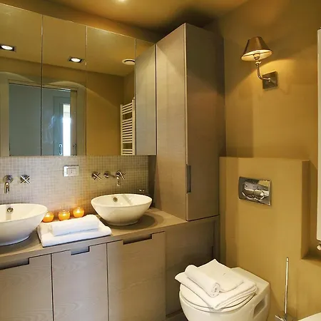 Sleeps 5 Pool