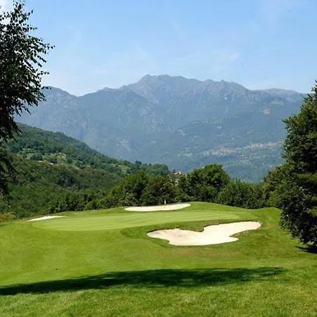 Sleeps 5 Pool Lägenhet Menaggio