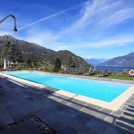 Sleeps 5 Pool Lägenhet Menaggio