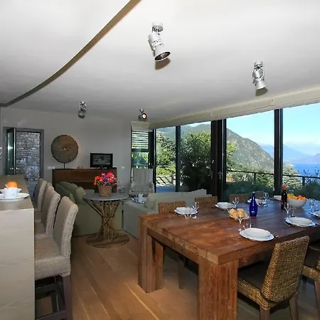 Sleeps 5 Pool * Menaggio